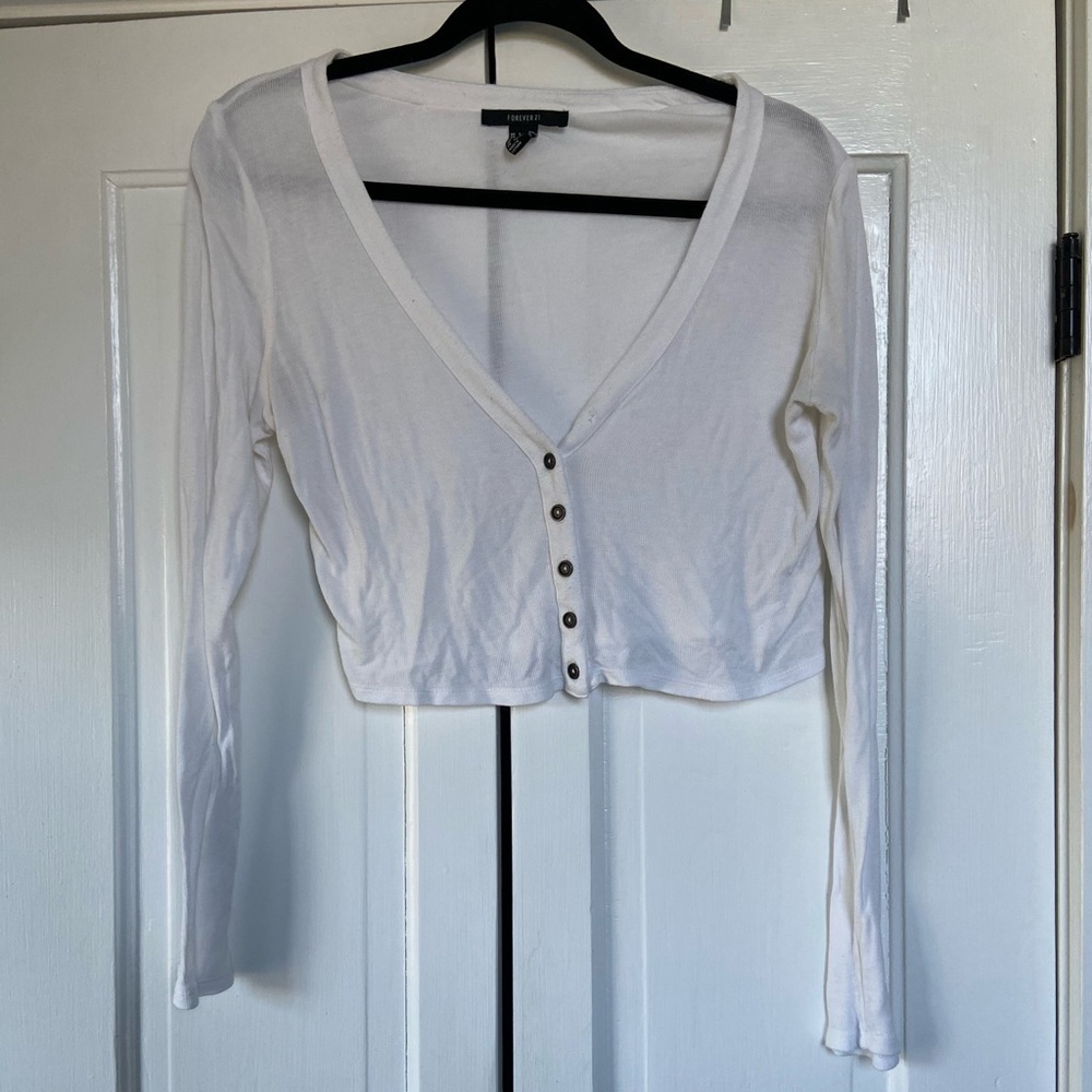 FOREVER 21 WHITE V NECK CROP TOP